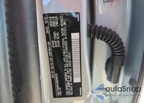 2013 Volvo S60 T5 z USA, uszkodzony, nr VIN YV1612FS1D2210770